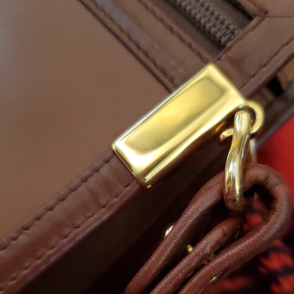 Vintage DIOR Caramel Leather Wristlet Clutch Pouch - Picture 14 of 15